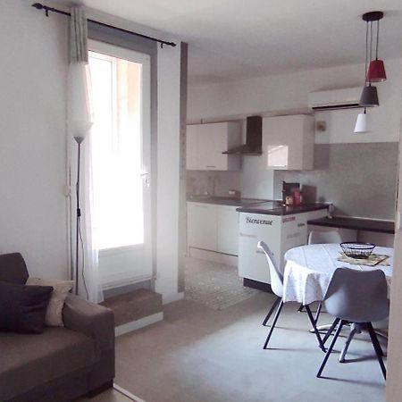 Appartement Avec Terrasse Narbonne Dış mekan fotoğraf