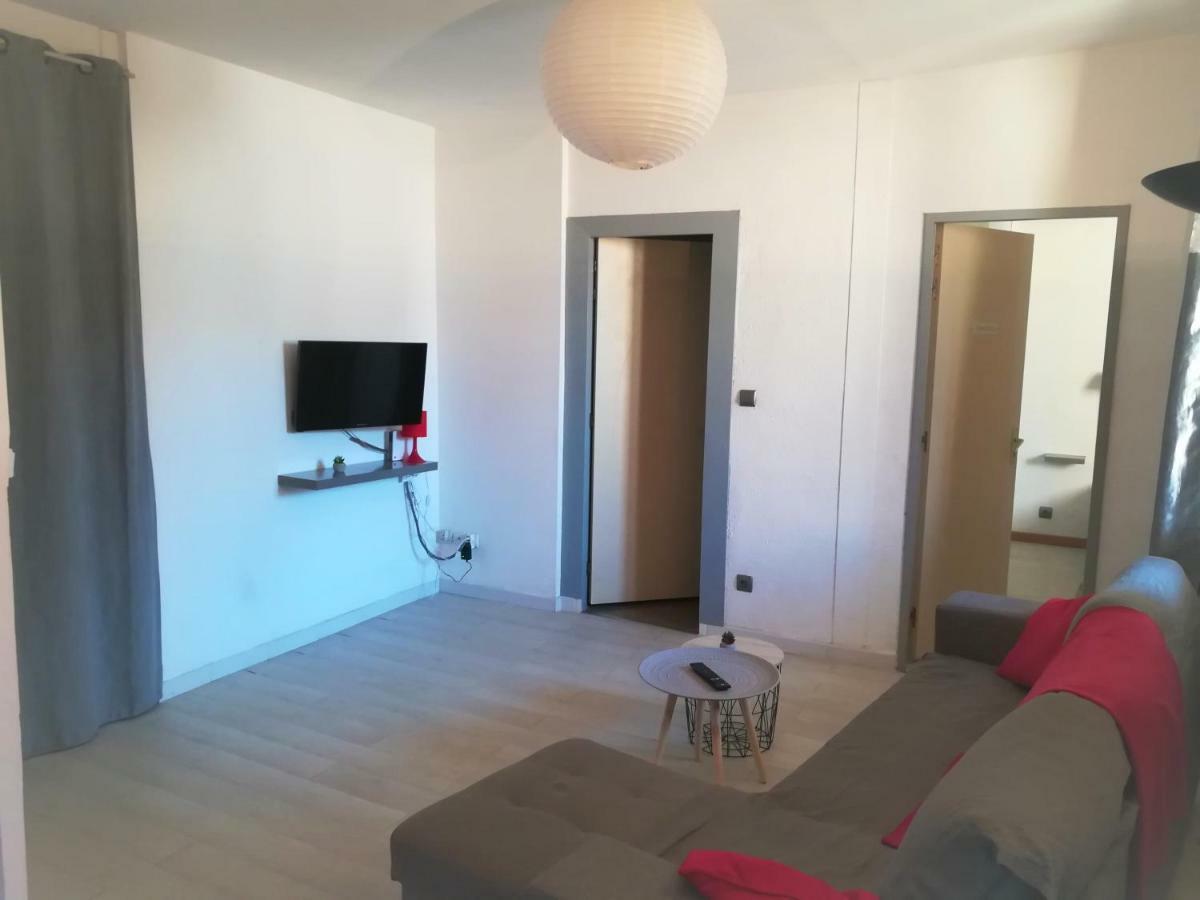 Appartement Avec Terrasse Narbonne Dış mekan fotoğraf